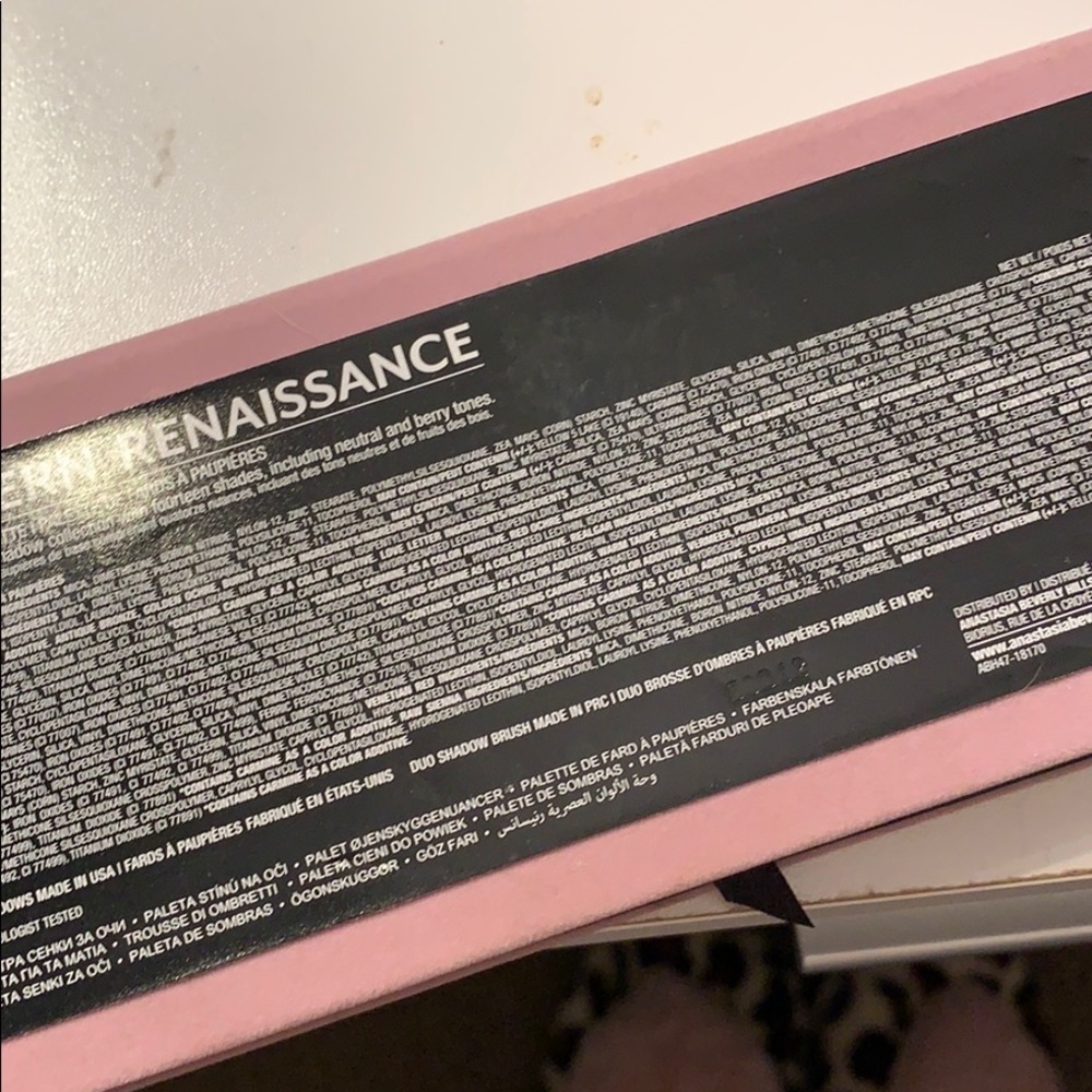 Modern Renaissance Palette - Picture 2 of 4
